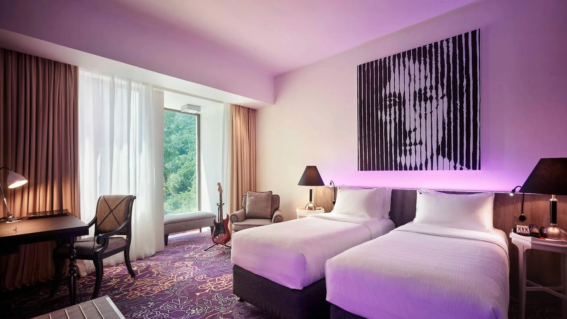 Hard Rock Hotel Penang Batu Ferringhi 5*,  Malaysia