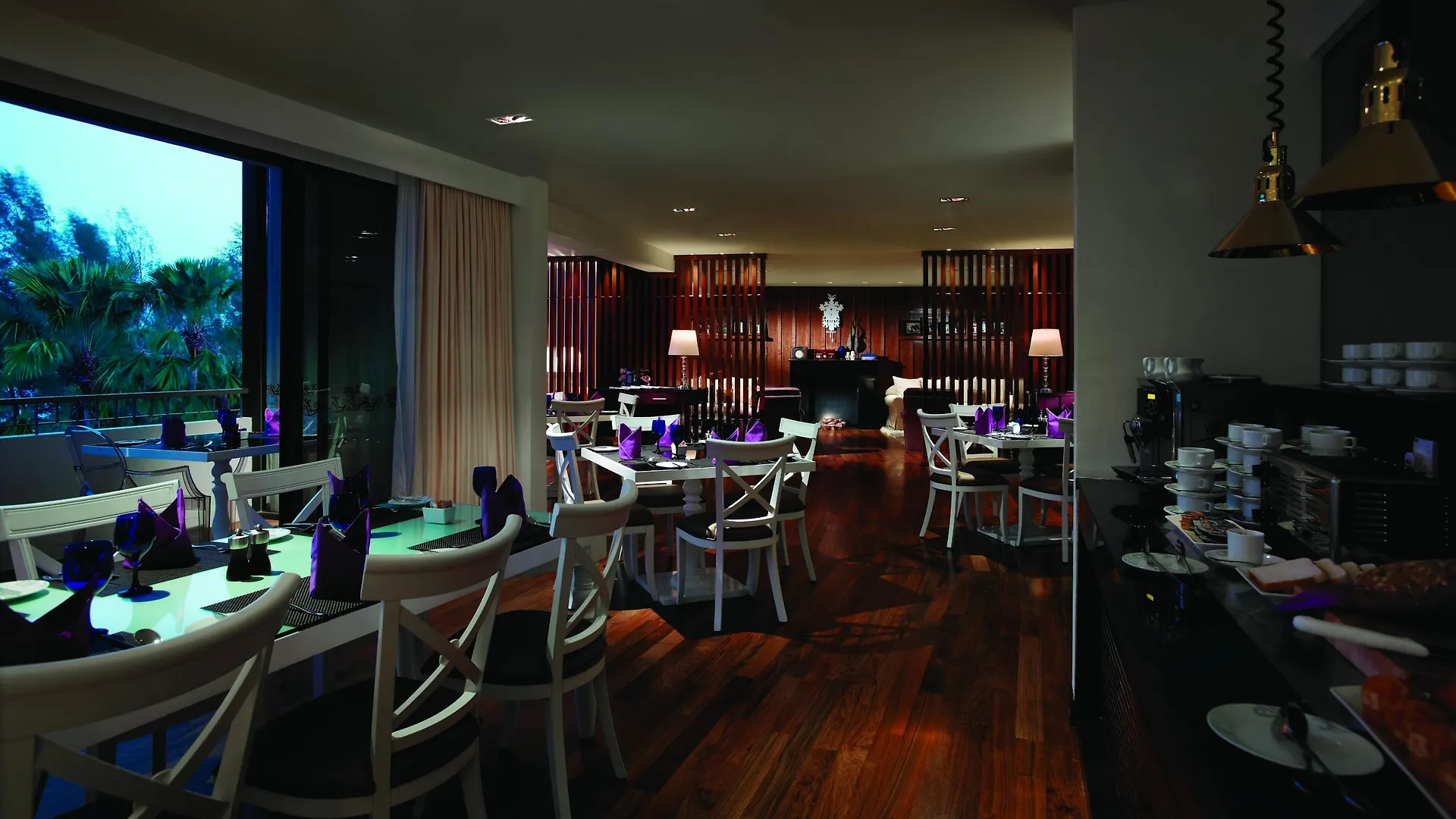 Hard Rock Hotel Penang Batu Ferringhi 5*,